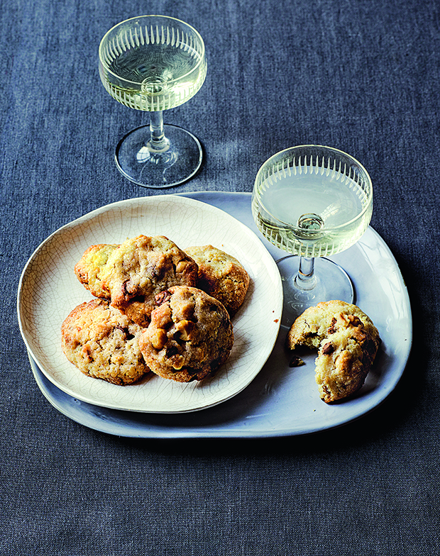 Hazelnut cookies. Amaretti Amaretti Cookies.  Photo credit: © Phaidon Press: Liz and Max Haarala Hamilton. From The Italian Cooking School: Desserts