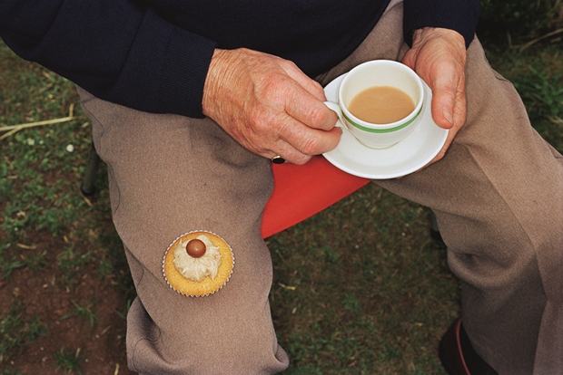 Martin Parr, Wells, Somerset, England, 2000 © Martin Parr / Magnum Photos. Real Food, Martin Parr, Phaidon