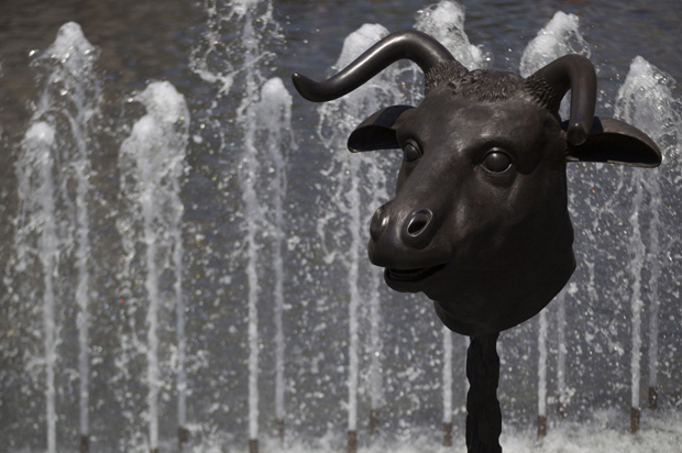 Circle of Animals/Zodiac Heads - Ai Weiwei