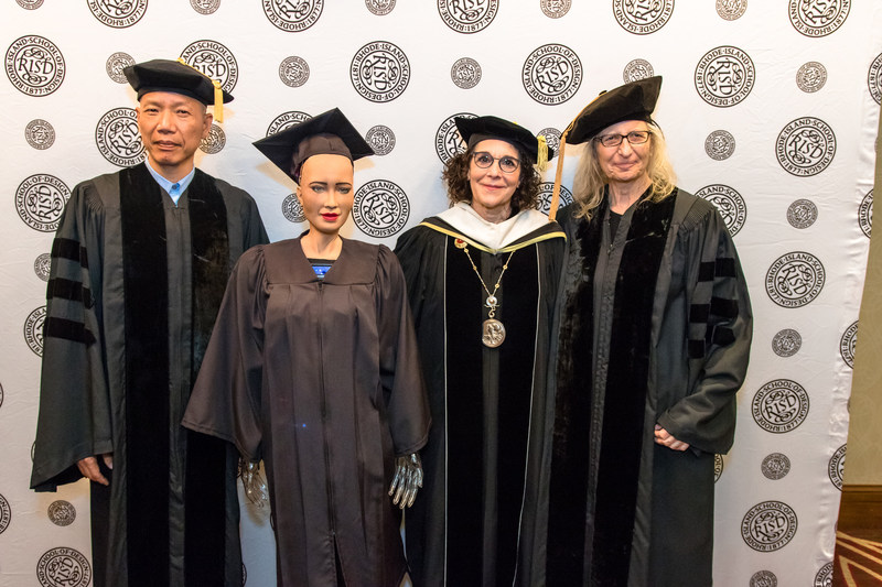 Artist Cai Guo-Qiang, Sophia, President Rosanne Somerson and Photographer Annie Leibovitz. Photo Scott Indermaur.