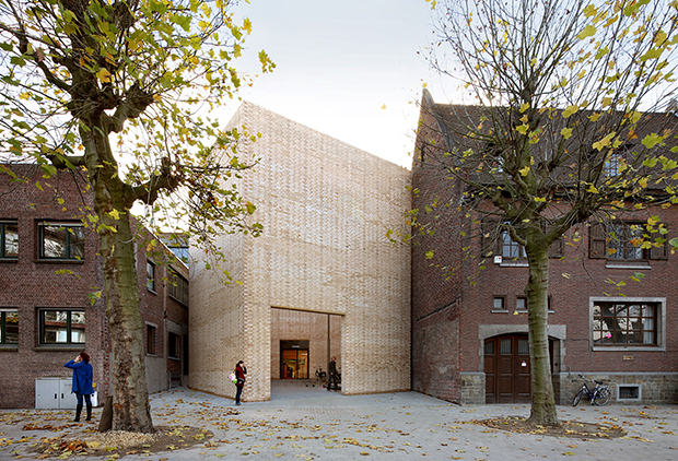 Buda Art Centre, Kortrijk, Belgium, 51N4E