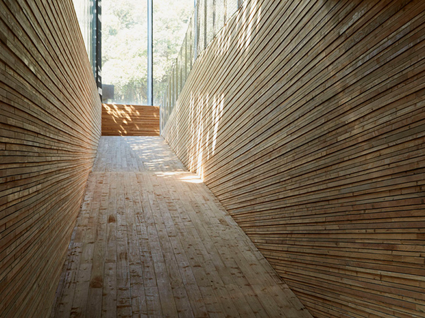 The China Academy of Art’s Folk Art Museum, Hangzhou by Kengo Kuma. Photography by  Eiichi Kono. Images courtesy of Kengo Kuma and Associates