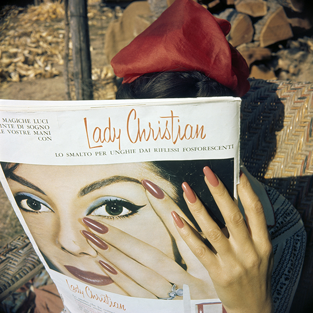 Les mains de Florette Brie le Néflier, 1961 Photographie J. H. Lartigue © Ministère de la Culture - France / AAJHL