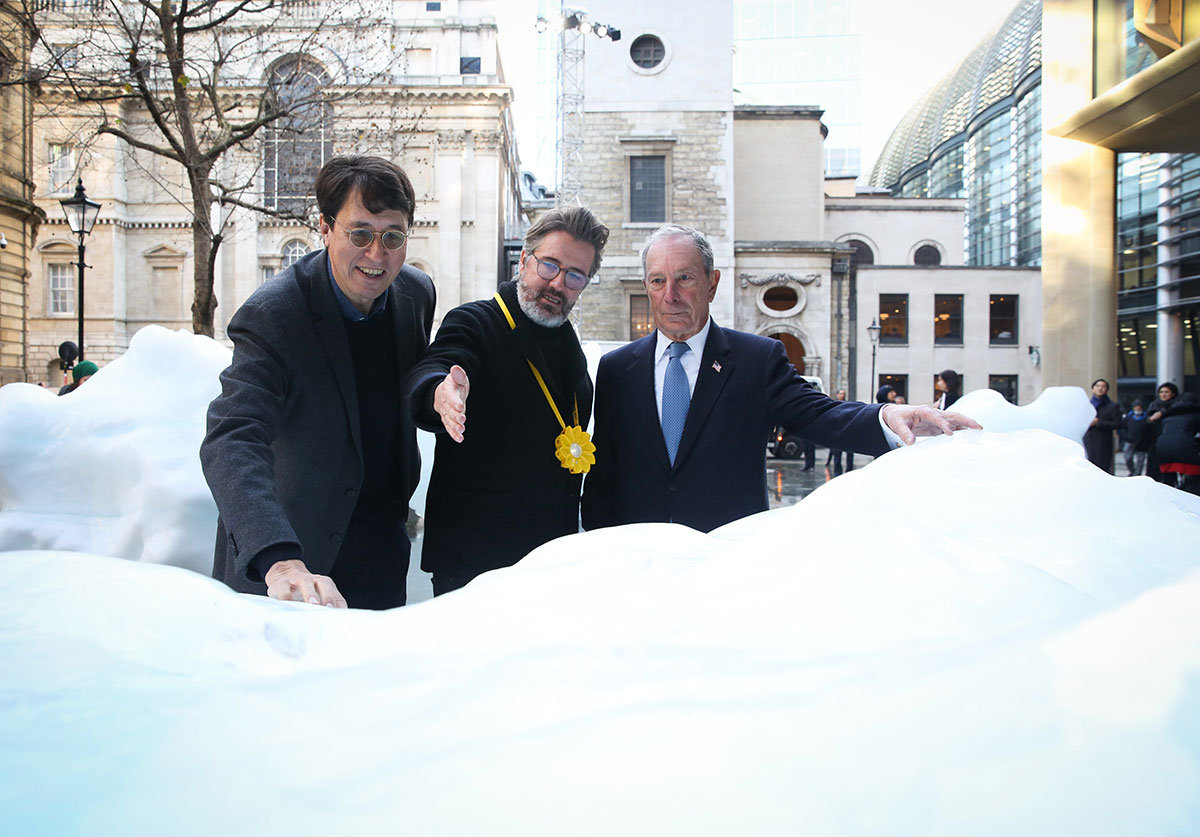 Eliasson's collaborator, professor Minik Thorleif Rosing, Eliasson and supporter, funder and former mayor of NYC, Michael Bloomberg