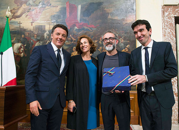 Matteo Renzi, Massimo’s wife Lara Gilmore and agriculture minister Maurizio Martina at Palazzo Chigi. Image courtesy of Palazzo Chigi