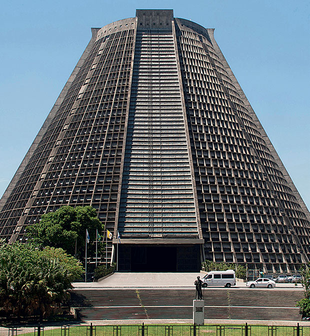 Catedral Metropolitana. Photograph by Mario Grisolli